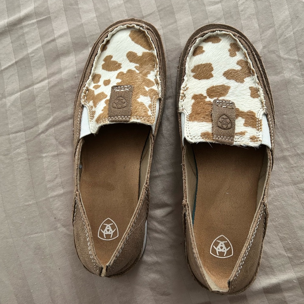 Ariat - Women’s Cruiser Casual Shoes Size 6.5